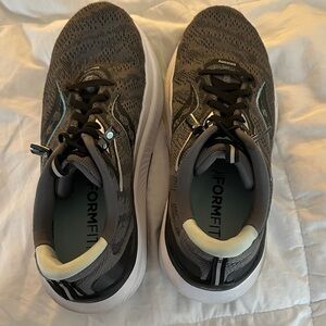 Used- Sauciny Gray Athletic Running Shoes- women 9W